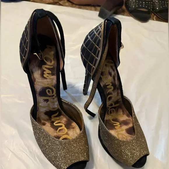 Sam Edelman Paulette Heel Gold Black Posh peep-toe silhouette pump Sparkle 6 - Picture 3 of 8